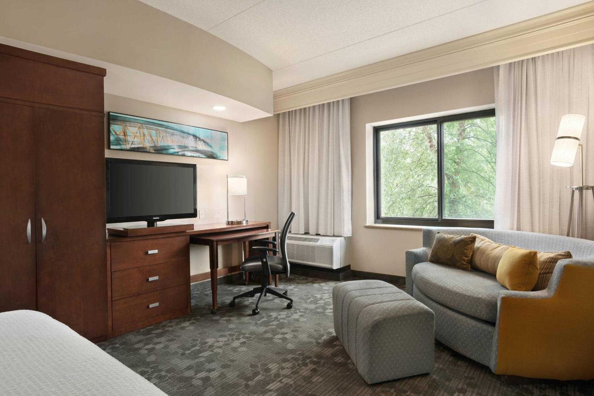 Courtyard By Marriott Middletown Goshen Hotel Exterior photo